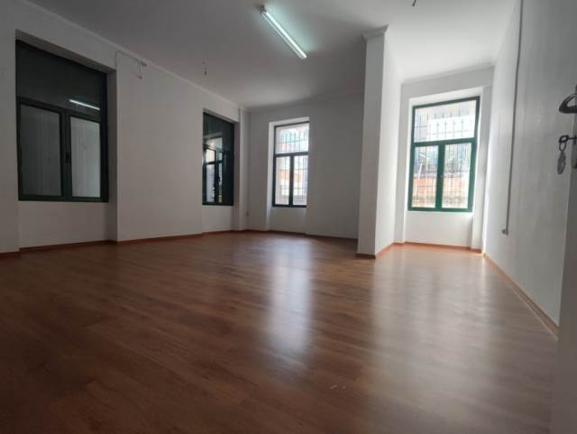 (For Rent) Commercial Office || Athens Center/Athens - 218 Sq.m, 1.000€ 