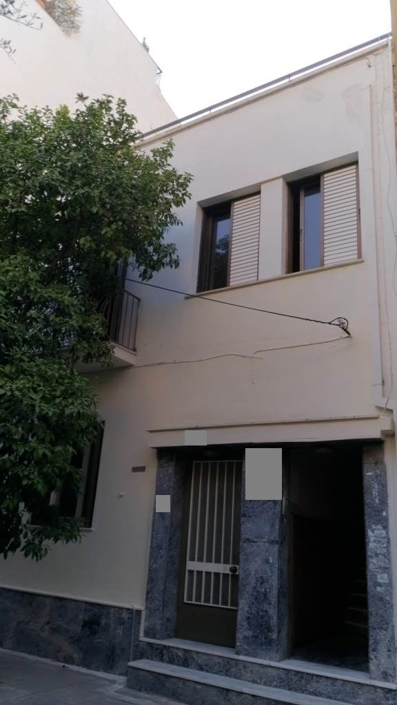 (For Sale) Residential Detached house || Athens Center/Athens - 173 Sq.m, 250.000€ 