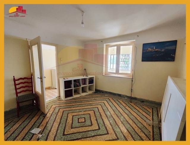 (Προς Πώληση) Κατοικία Διαμέρισμα || Πειραιάς/Πέραμα - 60 τ.μ, 2 Υ/Δ, 60.000€ 