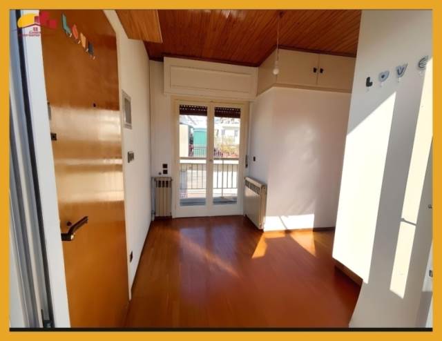 (For Rent) Commercial Office || Athens Center/Athens - 12 Sq.m, 170€ 